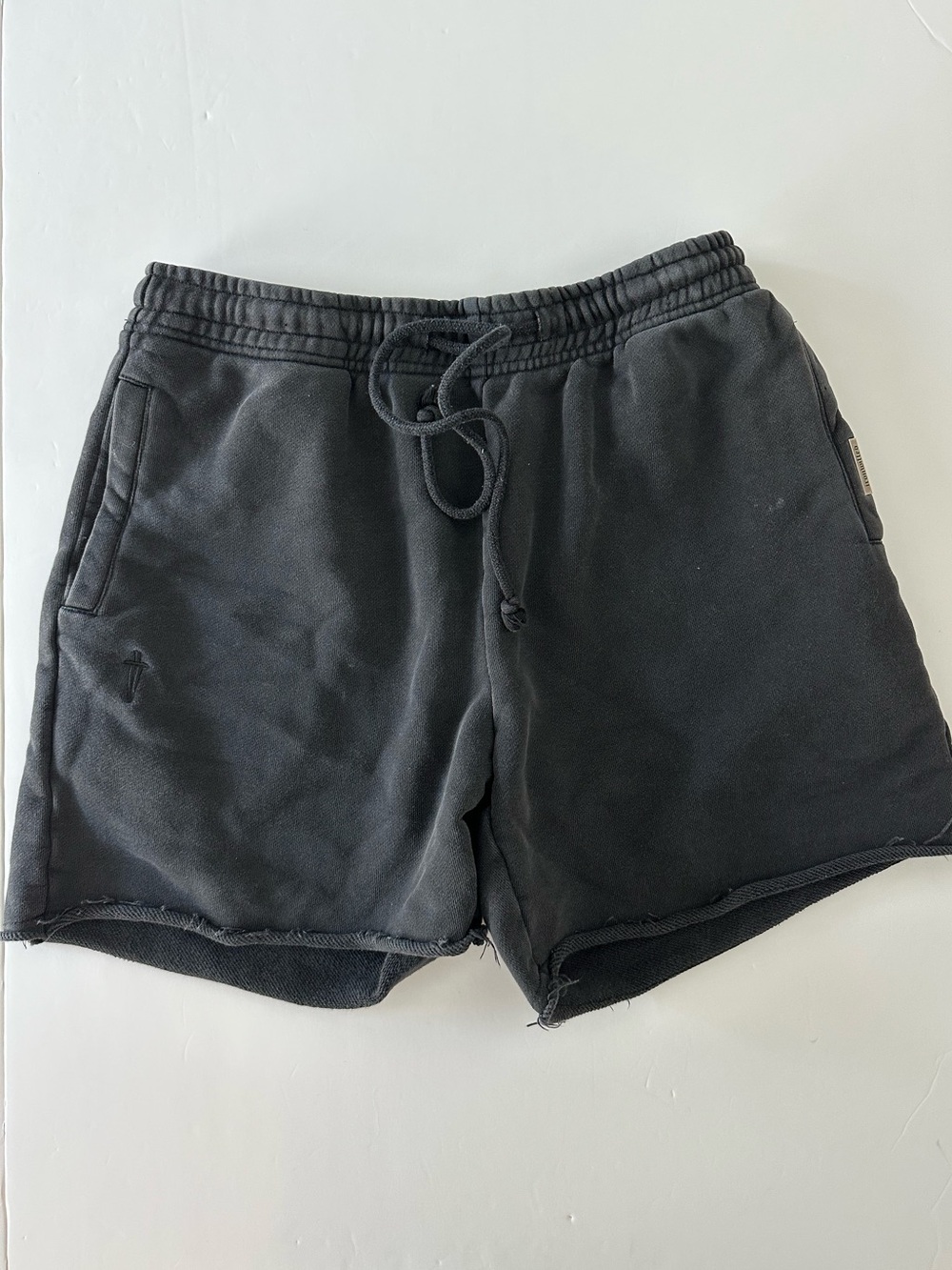 Ironwilled Men’s Washed Black Cotton Sweat Shorts With Drawstring Size Medium